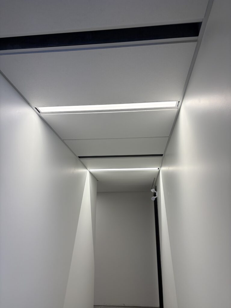 Reveal-Tbar-tile